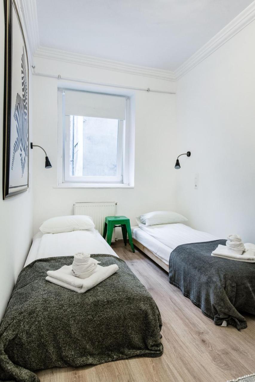 Ny7 Apartment In Downtown ブダペスト エクステリア 写真